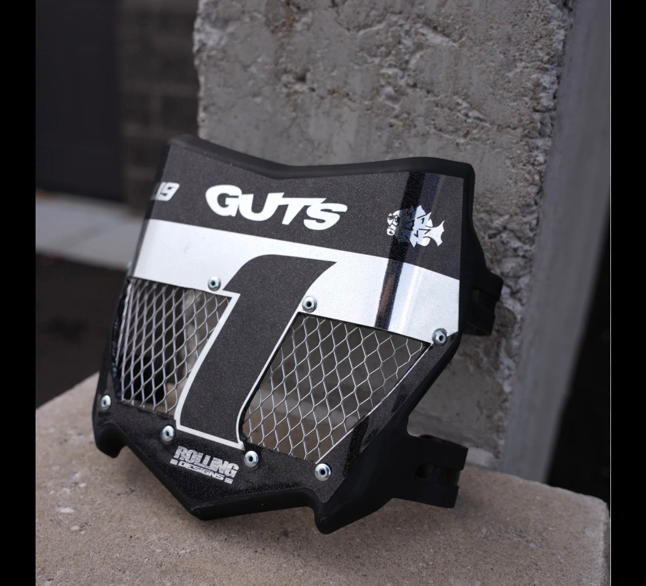 Vented Motocutz Plate + Premium Sticker